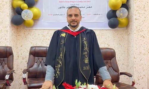 تهنئة الزميل معتز ابوعاشور لحصولة على درجة الماجستير